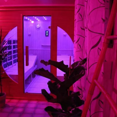 De L'arnes - 14 Personnes - & Sauna Saint-Clement-a-Arnes