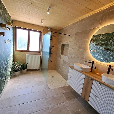 Holiday home De L'arnes - 14 Personnes - & Sauna Saint-Clement-a-Arnes